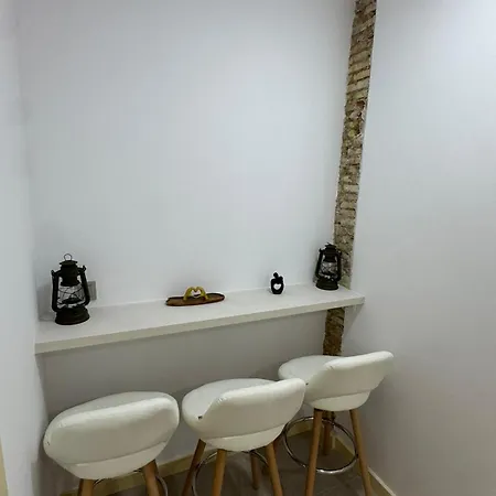بيت ضيافة La Cova لقنت