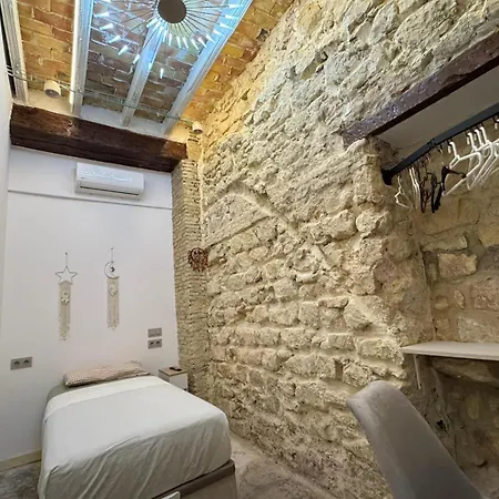 La Cova Guest house